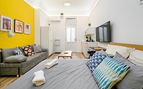 Stylish Yellow Suite In The Heart Of Budapest